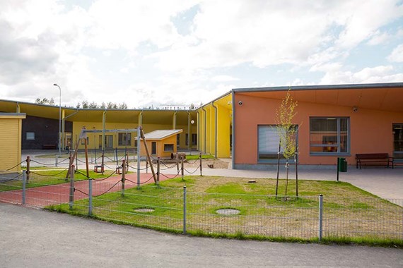 Huhtasuo Centre as seen from the outside